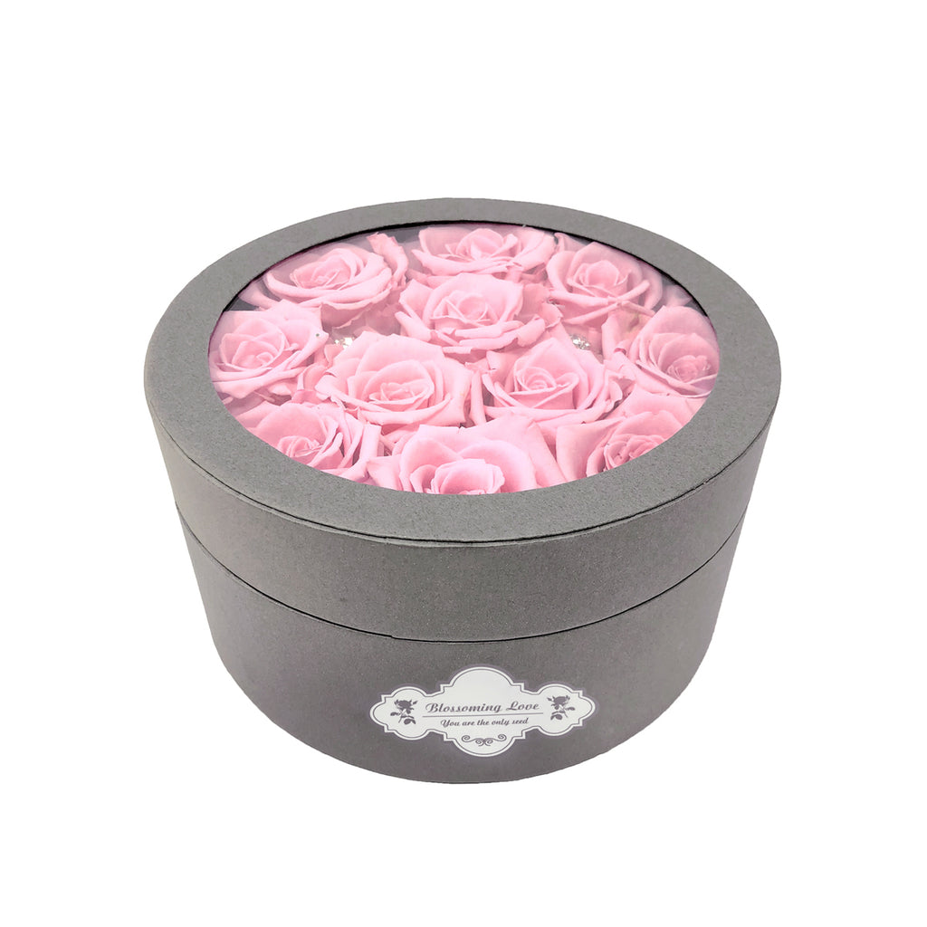 Small round box | Baby Pink roses - Blossoming Love