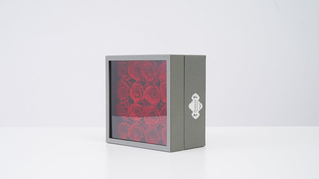 See-through Square box | Red preserved roses - Blossoming Love